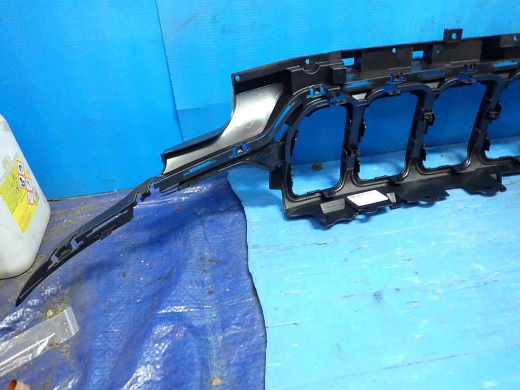 фото №8, Решітка радіатора jeep cherokee wl 21-2r