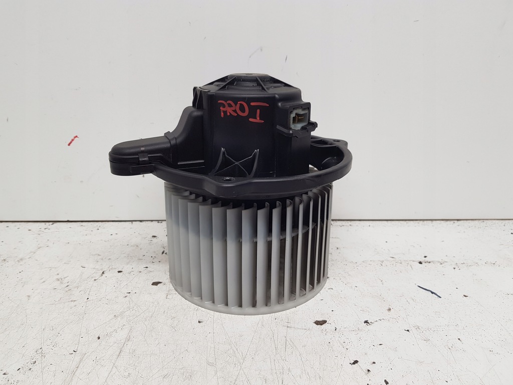 фото №1, Kia ceed i pro повітродувка вентилятор 2011r-