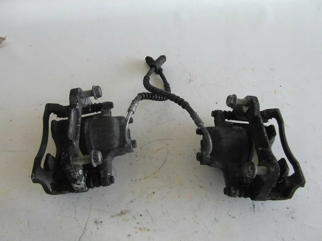 фото №1, Chrysler voyager 2.8 08- супорт гальма правий перед