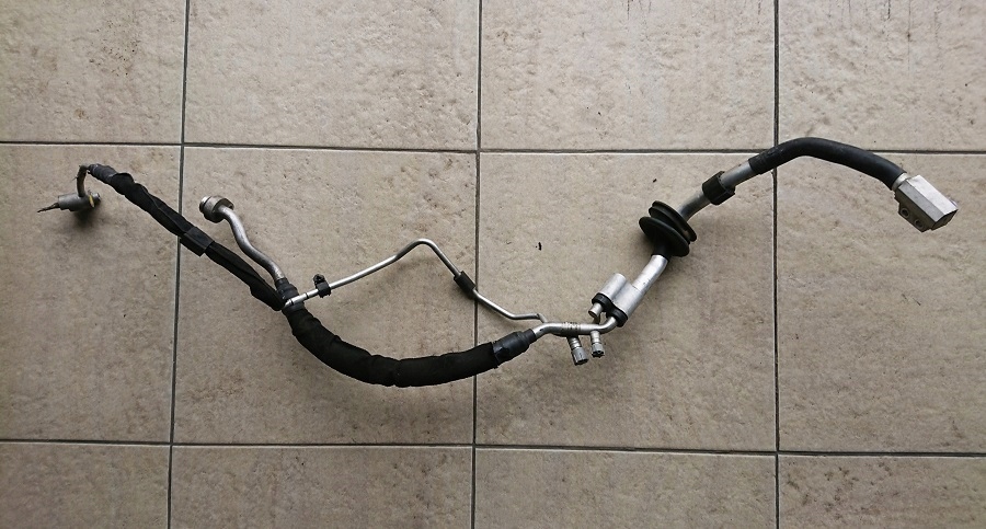 фото №1, Шланг кондиционера porsche 95b816743