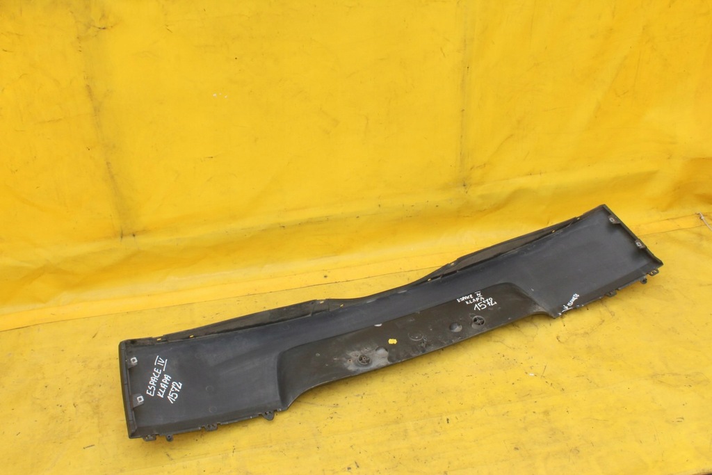 фото №6, Накладка крышки задняя renault espace iv 8200007893