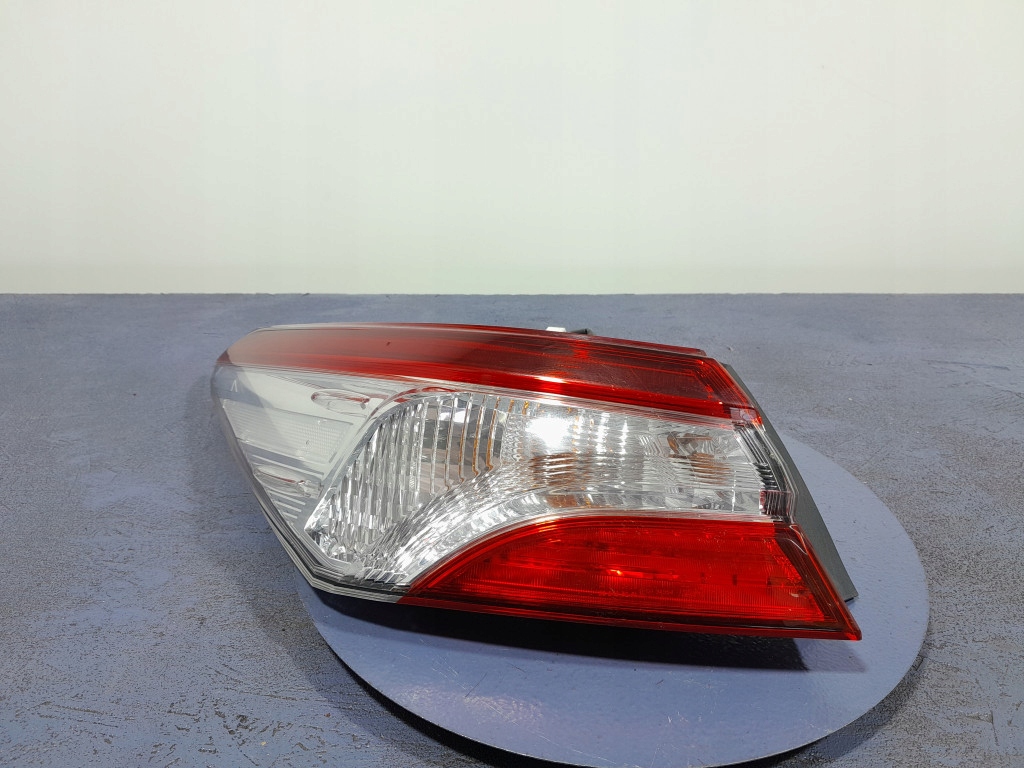 фото №1, Toyota camry viii xv70 17- лампа задня задня ліва w крила