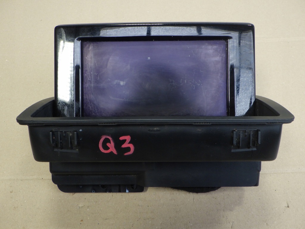 фото №1, Audi q3 дисплей радио навигации монитор
