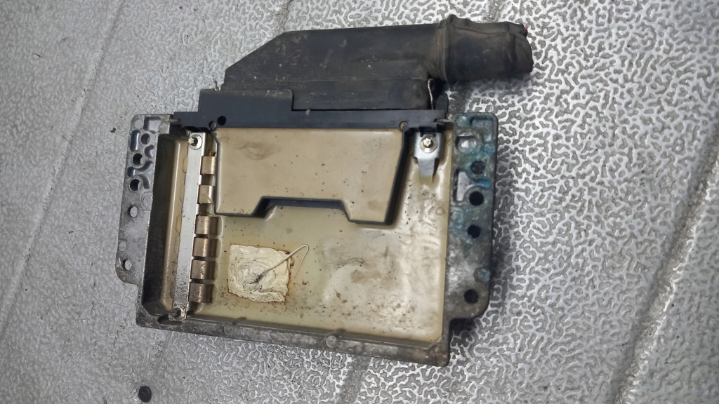 фото №3, Бортовий комп'ютер двигуна renault espace iii 97r 2.0b 7700105153