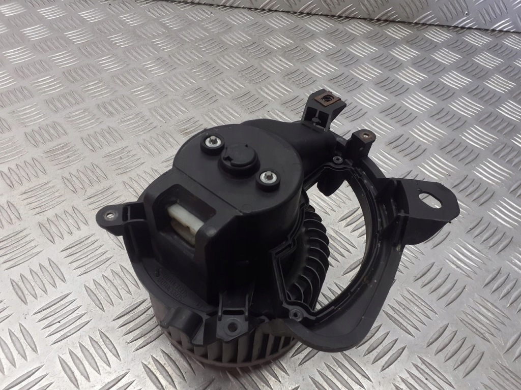 фото №4, Вентилятор обдув fiat grande punto 5d3330100