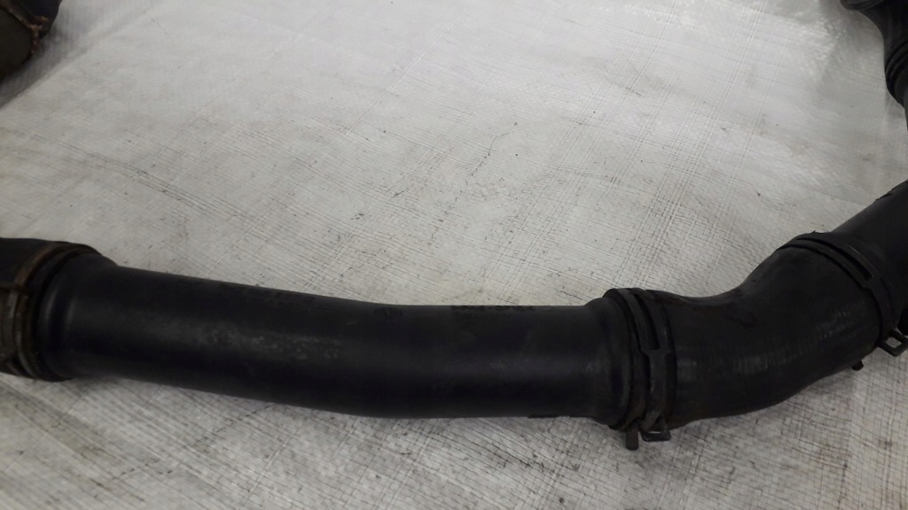 Пабтрубок  труба интеркулер 7m3145957g alhambra 1.9 tdi в Украине