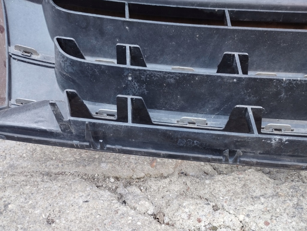 Решётка радиатора решётка  vw t5 рестайлинг  7e 7e5 2009-2015 7e5853651a Киев