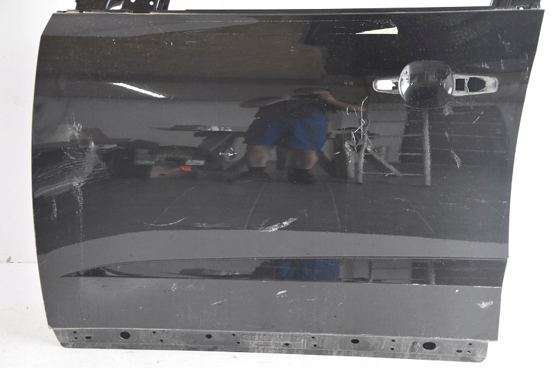 фото №2, Jaguar e pace дверь