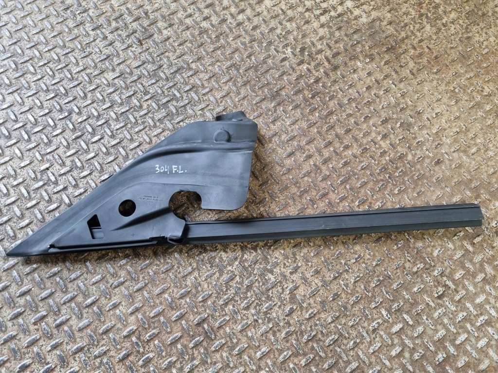 фото №6, 2023 tesla model y прокладка двері 150006600b