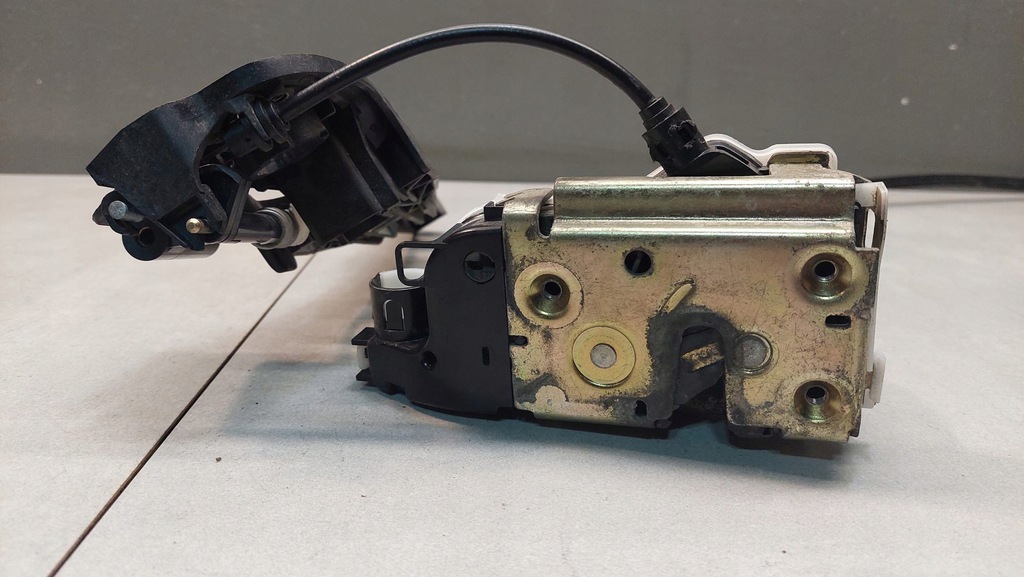 фото №5, Замок двері правий перед citroen c2 1.4 b 52187780