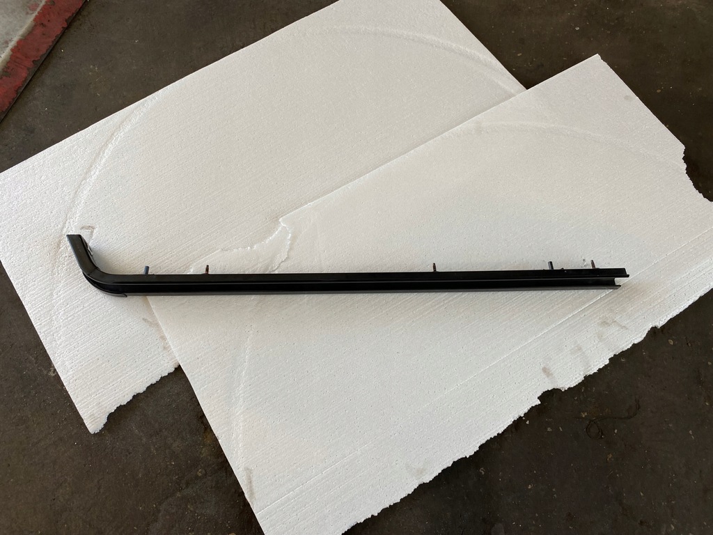 фото №1, Напрямна двері trafic iii vivaro b напрямна renault