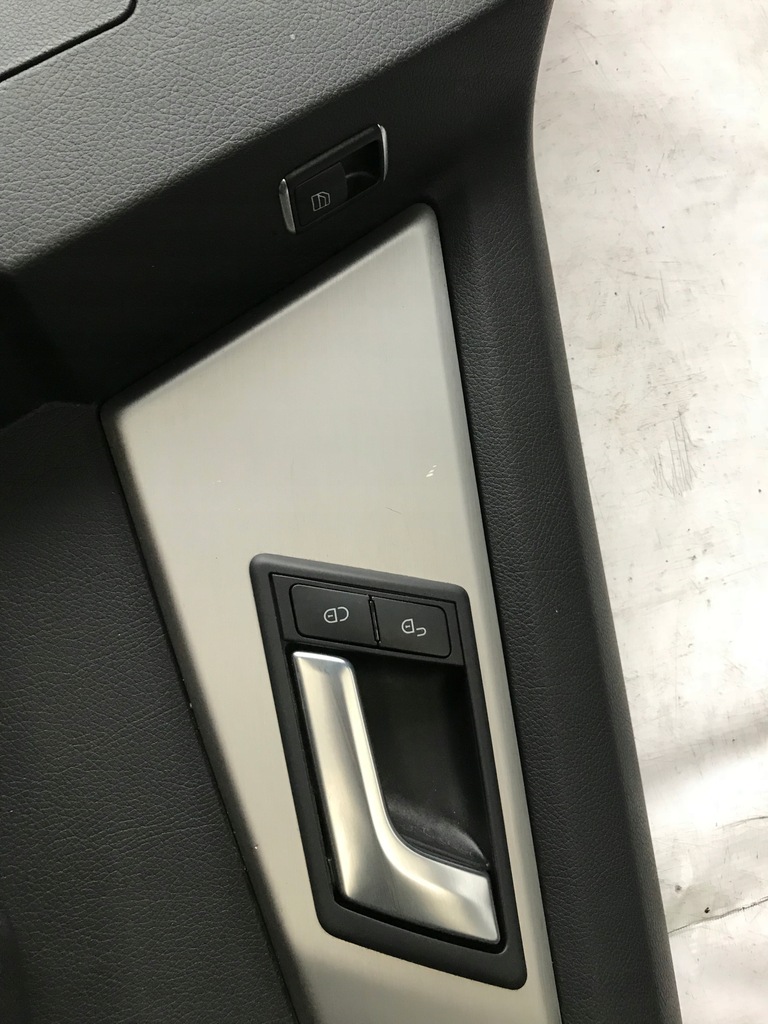 фото №6, Mercedes glk оббивка обшивка двері правий перед eu