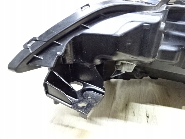 Фара правий outlander рестайлінг  full led ecm921-21e20 Київ