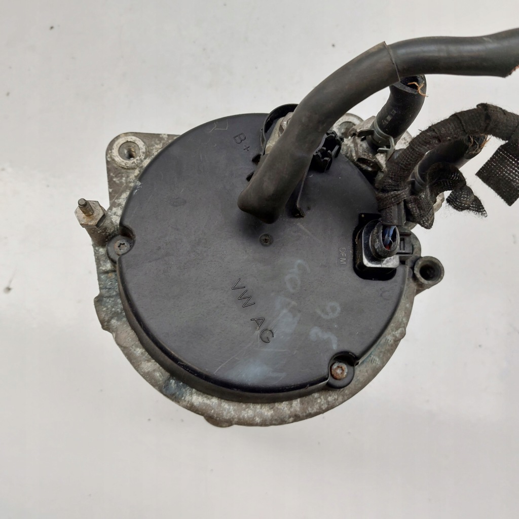 Volkswagen phaeton 3,2b генератор delphi 14v 190a 07c903021g Доставка