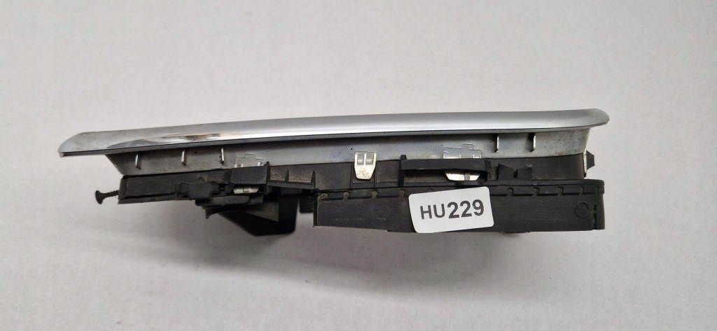 Решётка радиатора решётка  решётка капота решётка радиатора левая bmw e46 рестайлинг  7030549 с Разборки