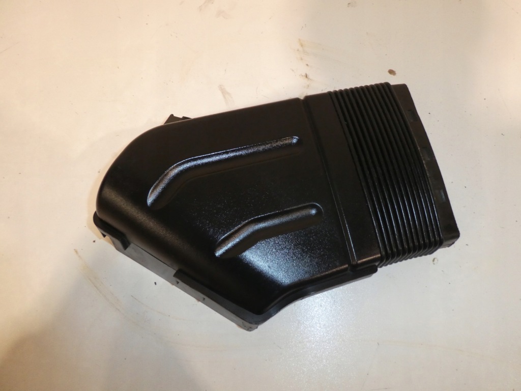 фото №1, Впуск повітря audi a4 b6 8e0129617d