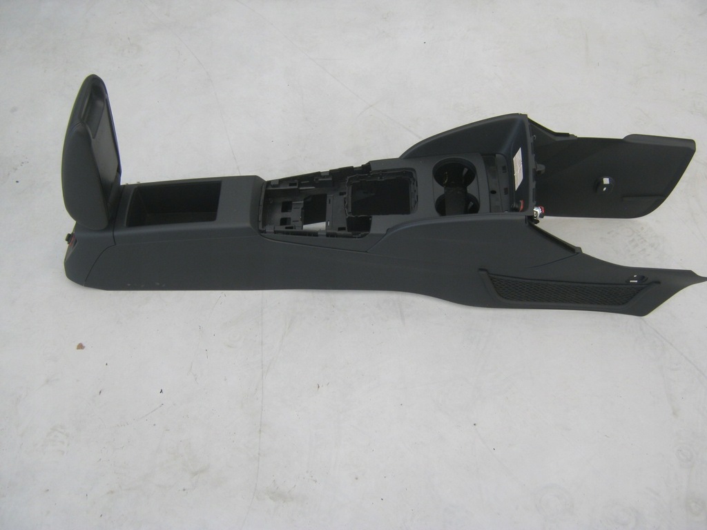 фото №12, Audi a3 8v coupe сидіння сидіння заднє сидіння спинка тунель