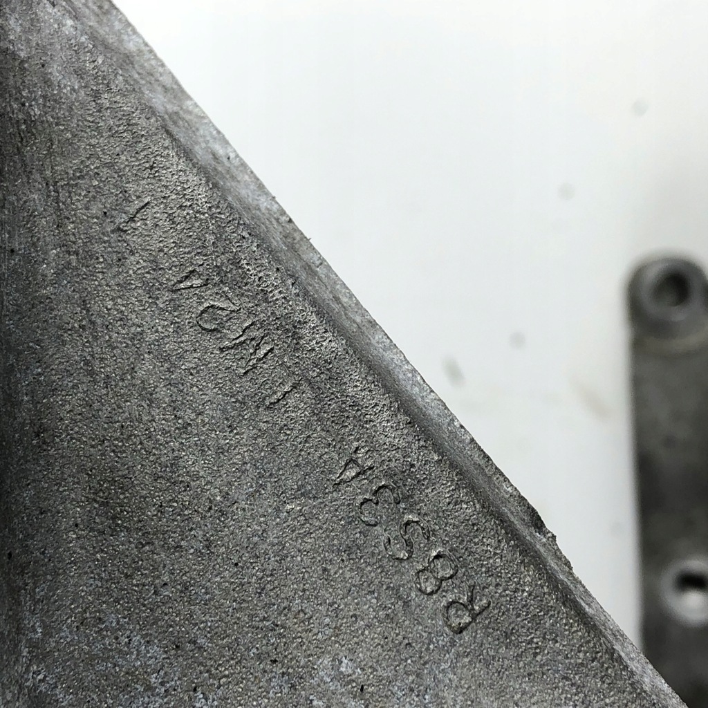 фото №7, Кронштейн двигуна кронштейн кронштейн jaguar xf xj 2.7 td