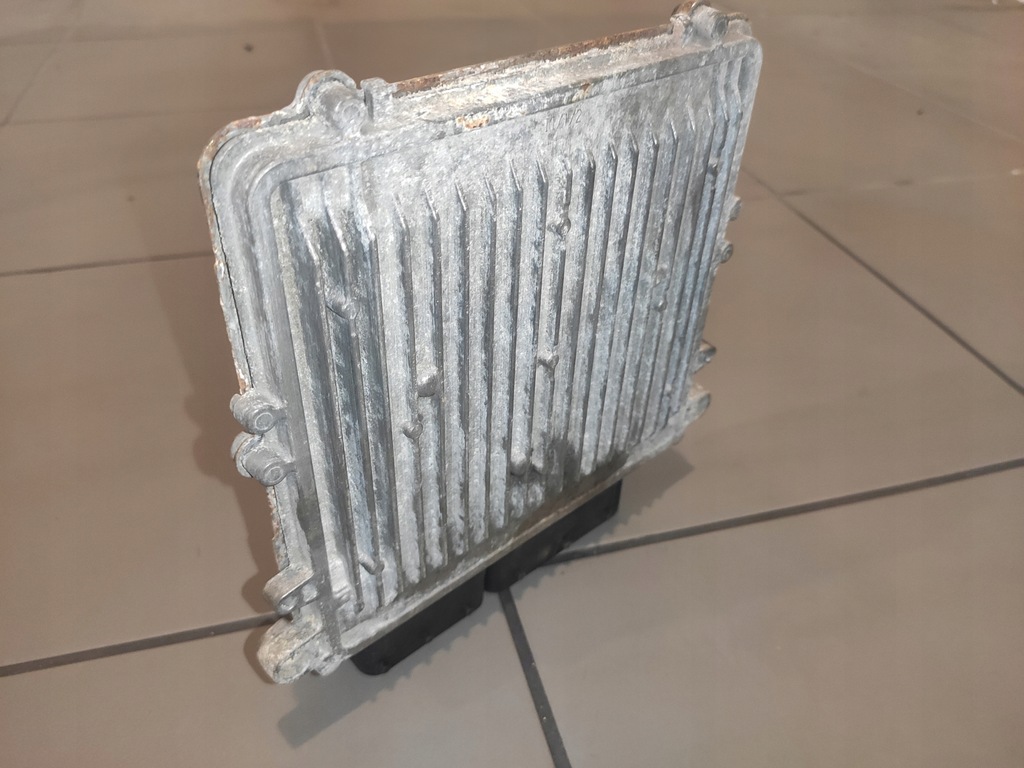 фото №10, Jeep commander xk xh 3.0crd бортовой компьютер ecu p05187330aa 0281013646