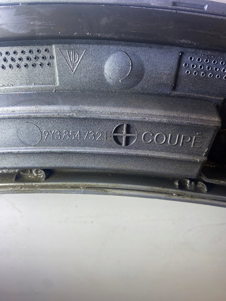 фото №13, Cayenne iii coupe 9y3 молдинг na крыло правая задняя