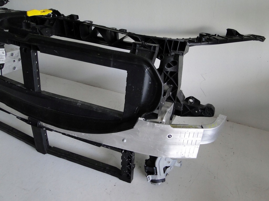 фото №8, Mercedes pas передній верхній підсилювач передній перед gla 247 h247 lift usa