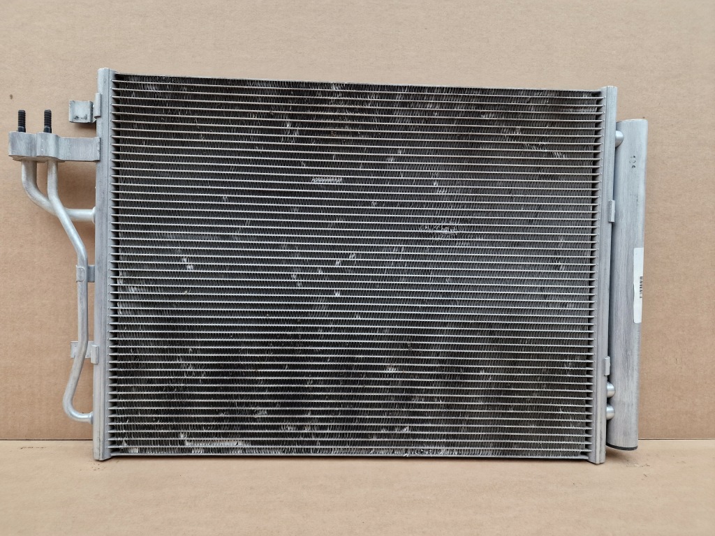 фото №1, Радиатор кондиционера venga ix20 1.4i 1.6i