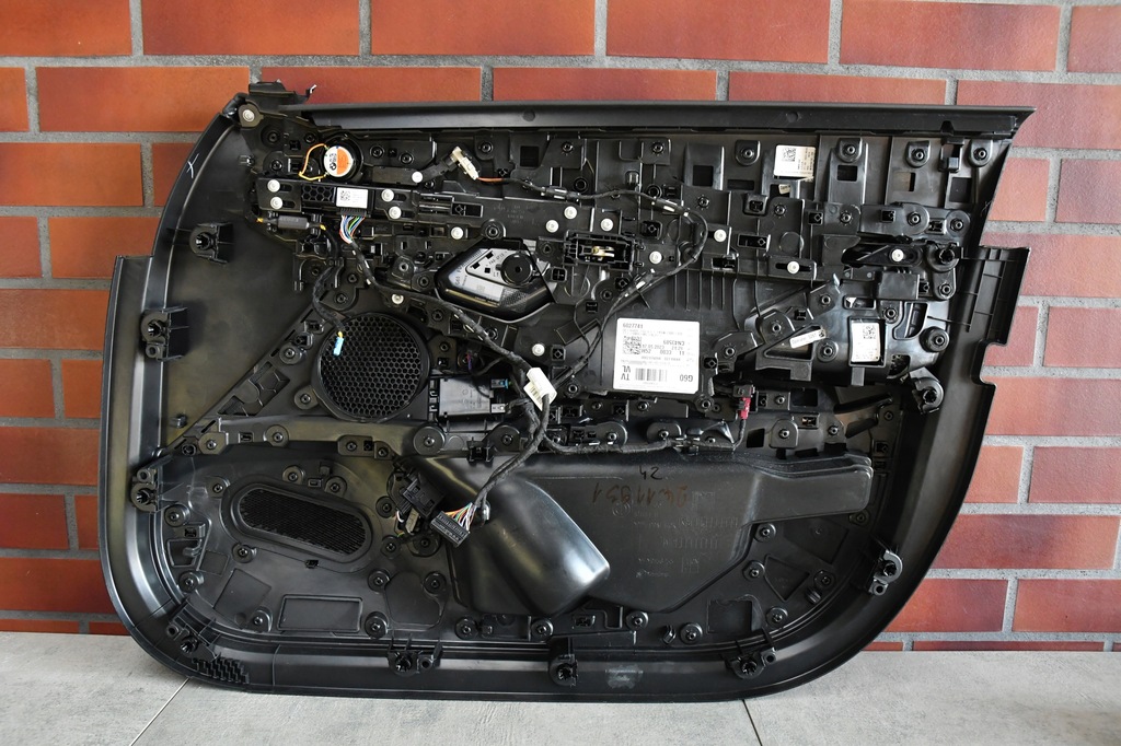 фото №8, Обивка дверь левый перед обшивка дверь bmw 5 g60 g61 bowers wilkins