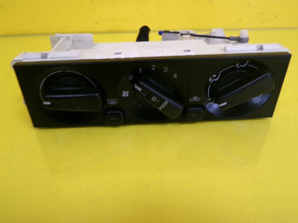 фото №6, Панель управление обдув кондиционера mitsubishi carisma mr500529 nr718