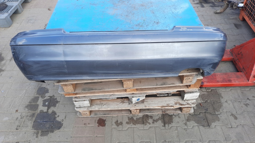 фото №1, Бампер задняя задний volvo s40 v40 00-04r