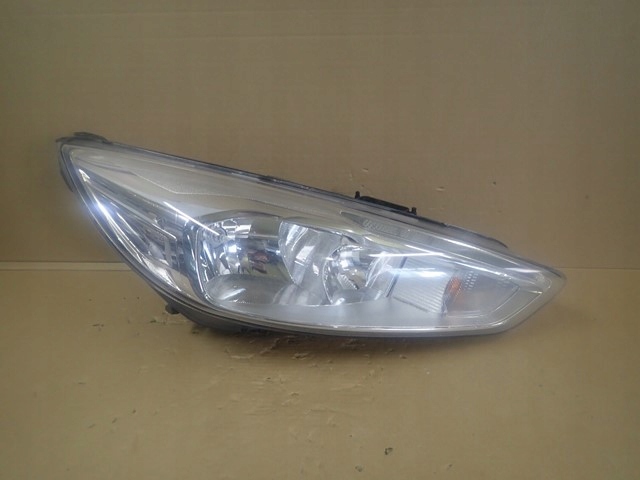 Купити Фара правий фара ford focus mk3 рестайлінг  led 14-