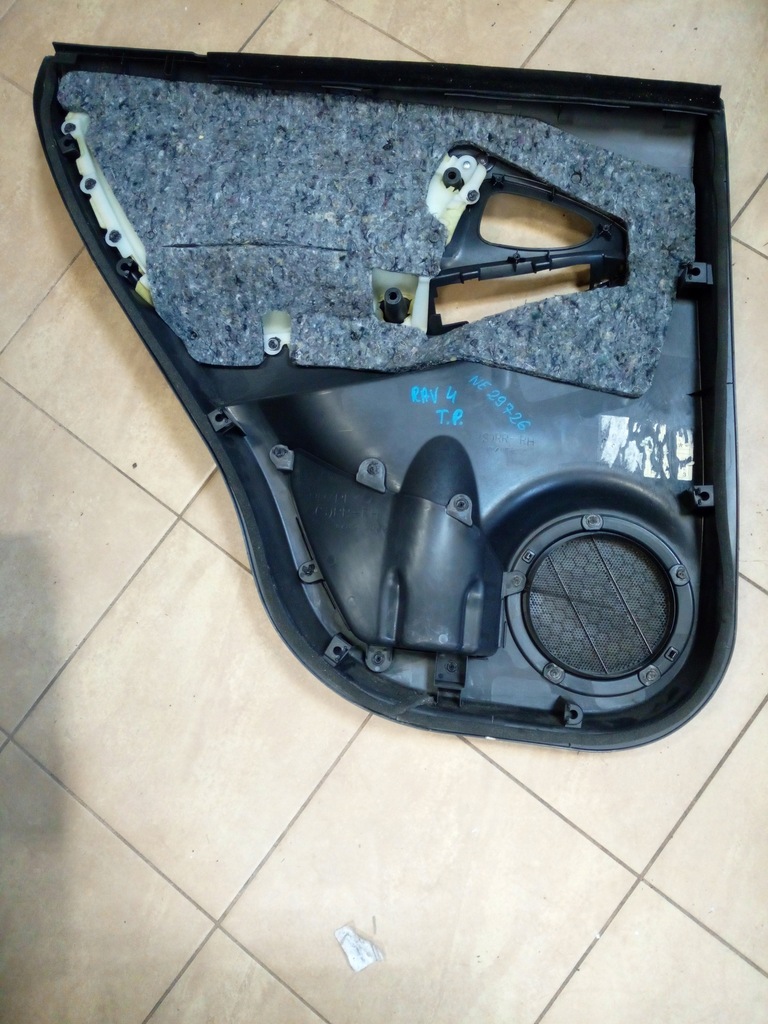 фото №8, Оббивка обшивка двері toyota rav-4 rav4 oryg.
