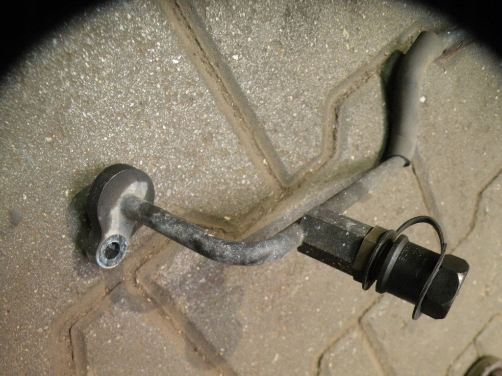 фото №6, Volvo s40 ii v50 c30 2.0 d шланг кондиционера