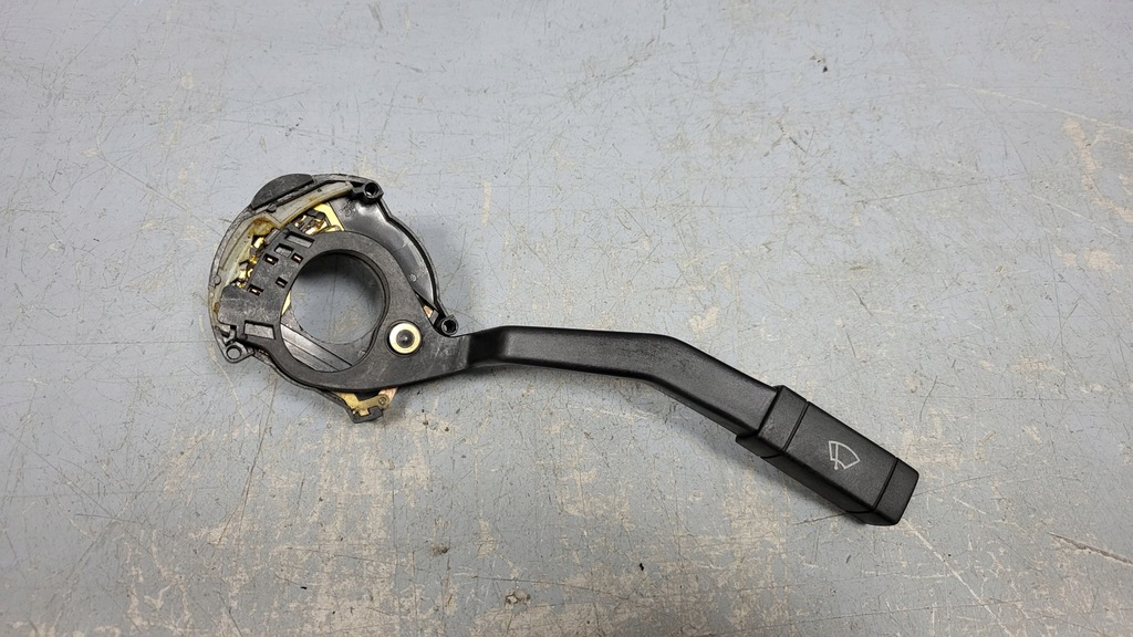 фото №1, Переключатель дворник audi 80 b2 811953503c