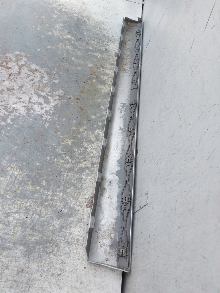 фото №8, Skoda yeti 5l lift 12- молдинг порог порог правый