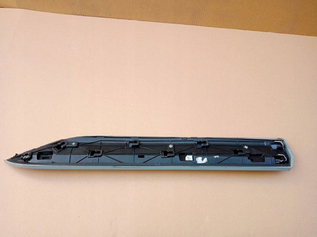 фото №4, Skoda superb iii sportline левая молдинг дверь задняя