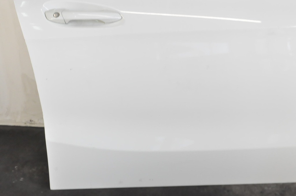 фото №5, Mercedes w176 дверь правый перед передние 650