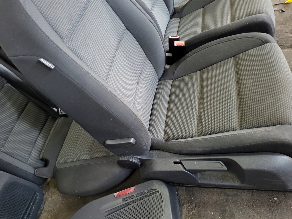 фото №9, Vw golf vi lift hb 5-двері сидіння сидіння обшивка обшивки заднє сидіння uk