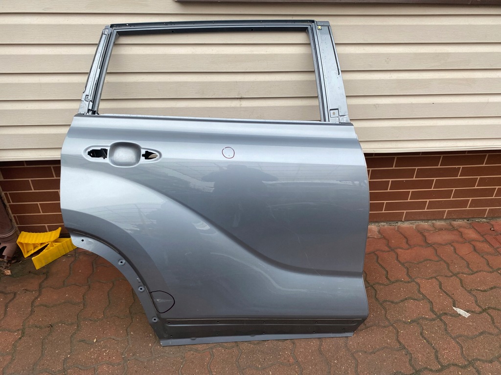 фото №1, Toyota highlander iv 19- двері праве задні