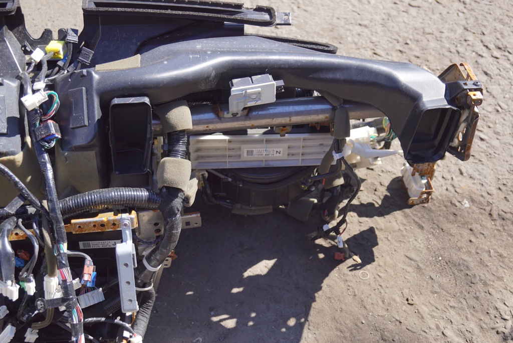 фото №10, Infiniti q50 консоль отопитель каркас труба