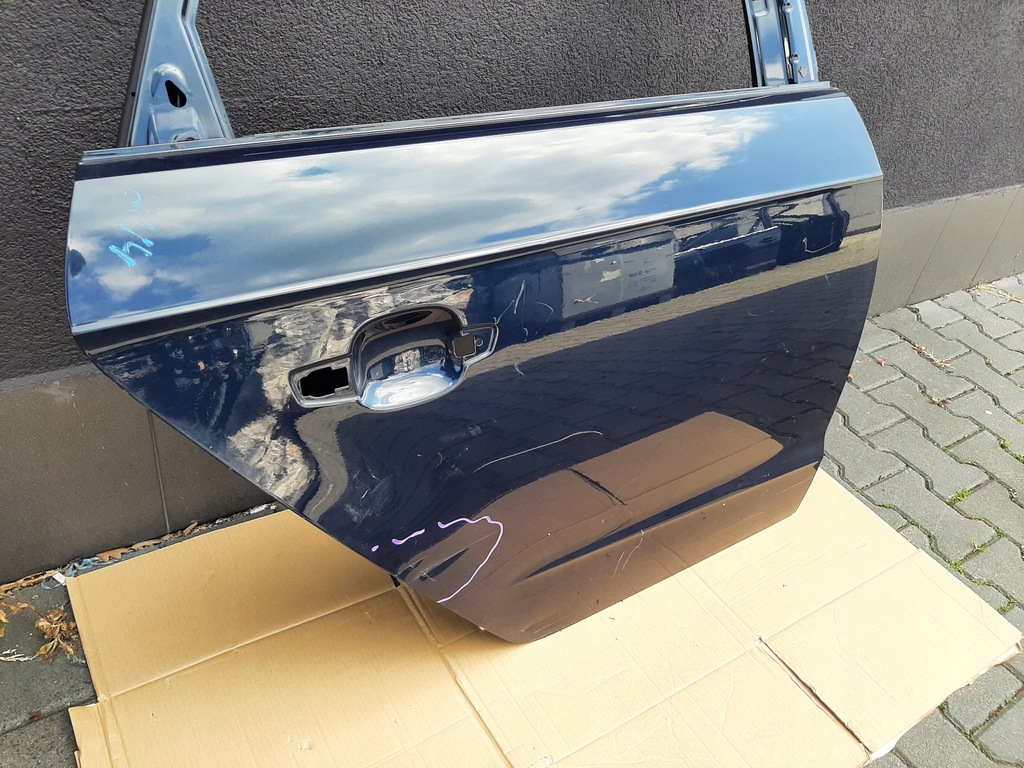 фото №4, Audi a3 s3 хэтчбек дверь правый задняя blue 8v4