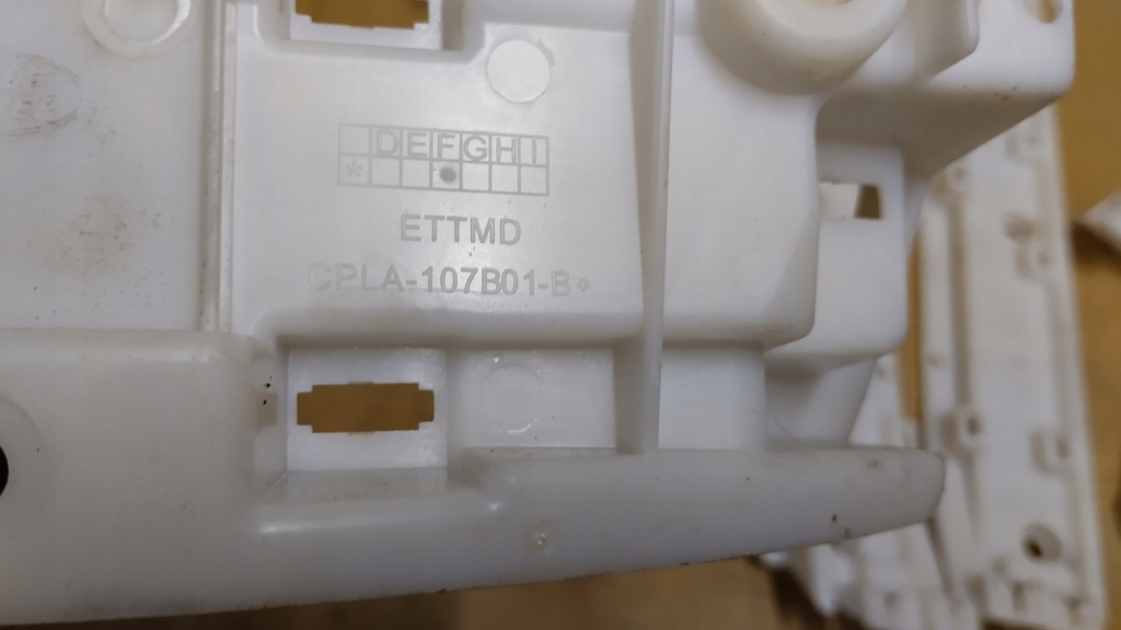 фото №4, Напрямна кронштейн бампера задня range sport комплект