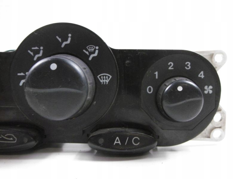 фото №6, Hyundai coupe i 96-99 панель управление обдув