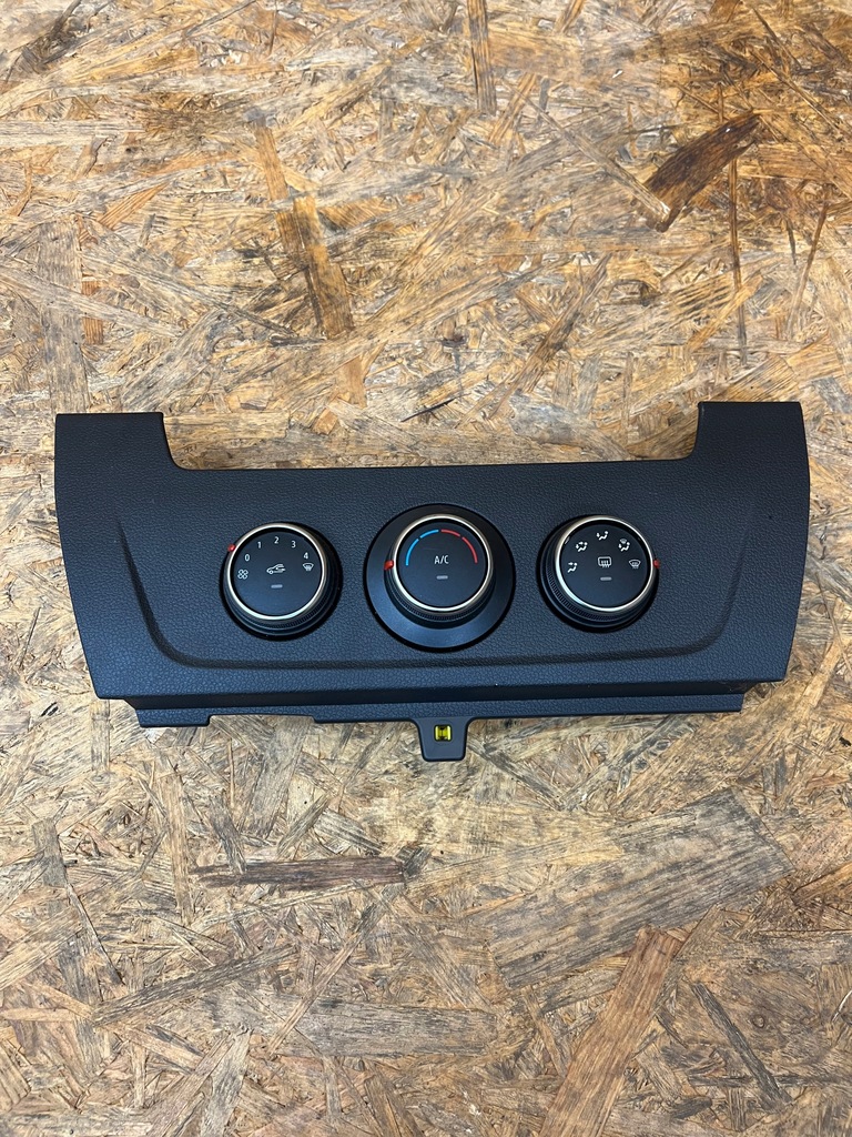 фото №1, Панель кондиціонера обдув renault master iv iii lift 275106521r