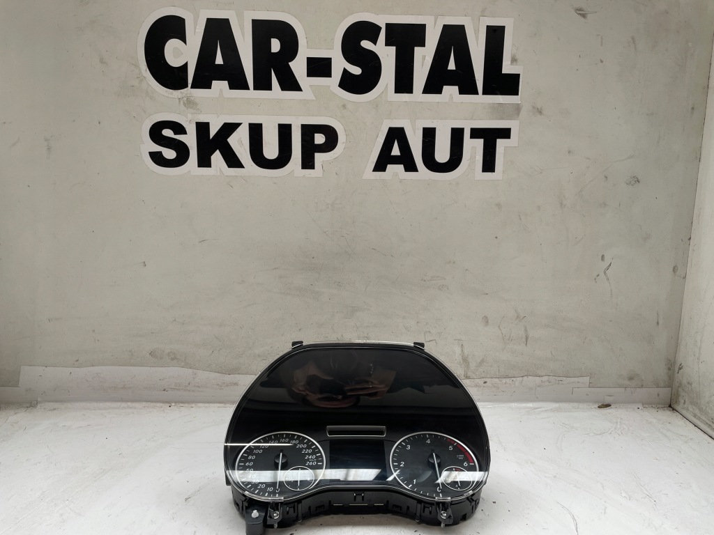 Купить Mercedes w176 a klasa счетчик приборы a1769007901