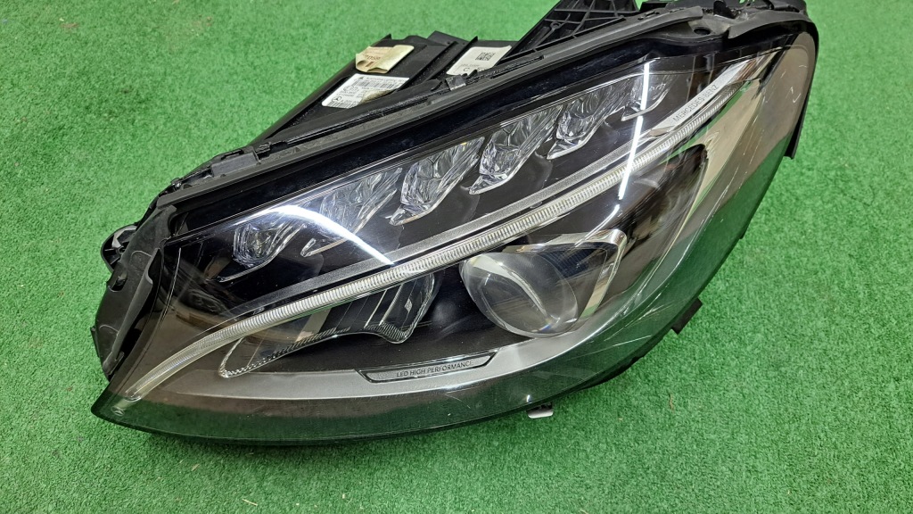 Mercedes c-klasa w205 full led фара передняя Цена