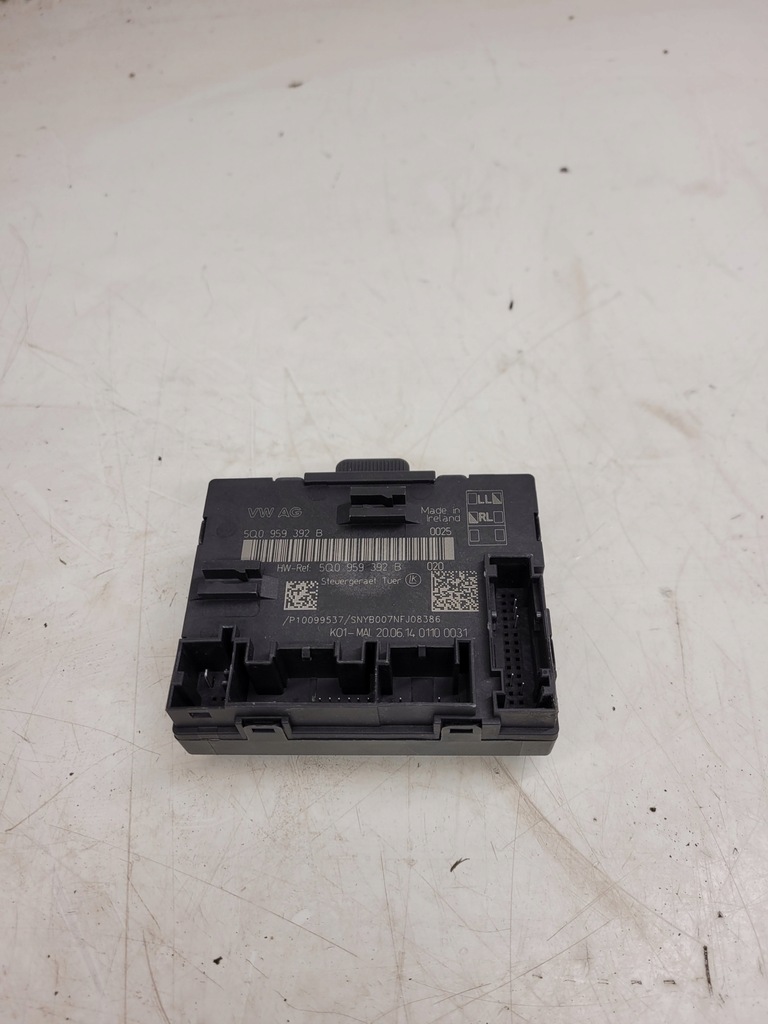 фото №1, Модуль блок управления дверь audi a3 8v 5q0959392b