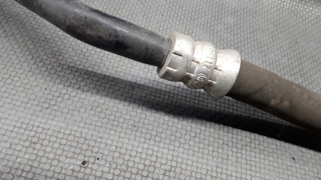 7799213 шланг коробки передач bmw 5 e61 3.0d Доставка