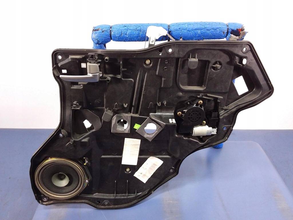 фото №1, Mazda 2 i dy підйомник скло задня правий