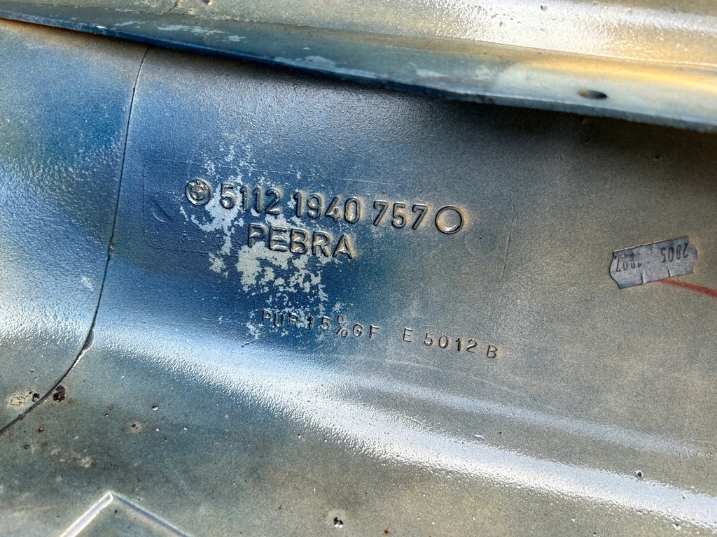 фото №14, Bmw 8 e31 бампер задня задній 51121940757