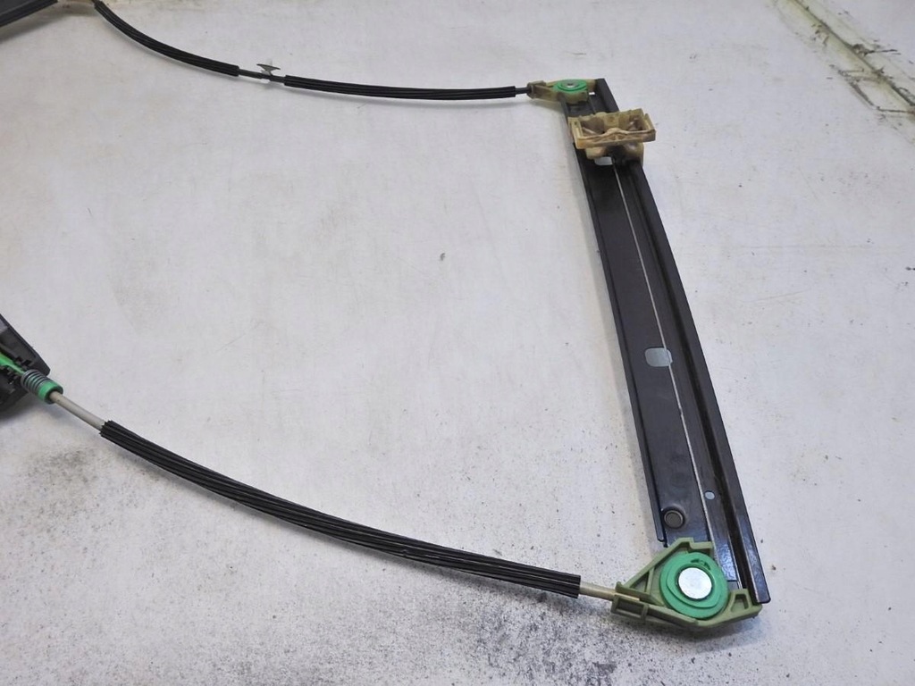 фото №7, Механізм скло правий перед audi a4 b8